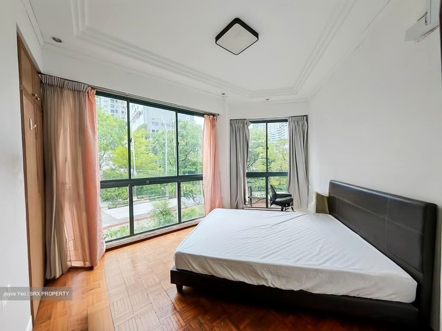 West Bay Condominium (D5), Condominium #583890161